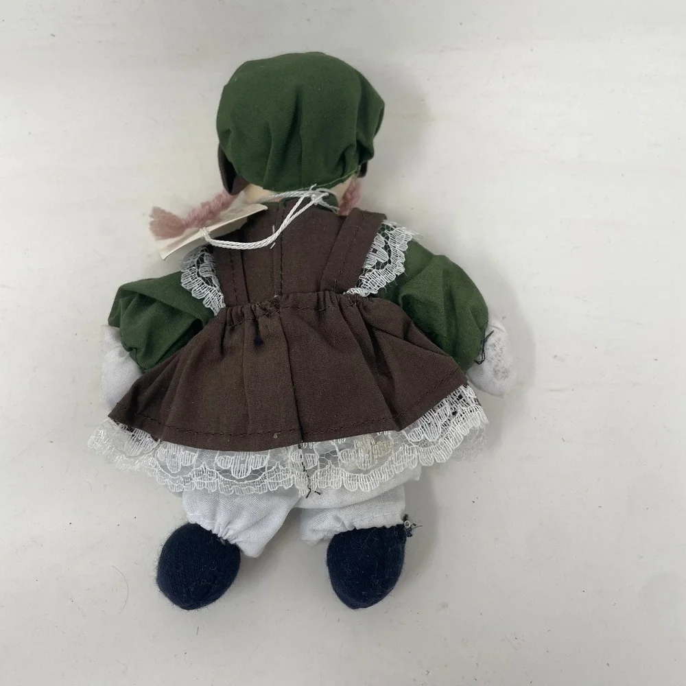 Vintage Porcelain Head Sitting Dolls Trio Lace‎ Aprons Yarn Hair Set of 3